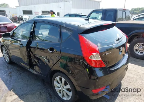 2012 Hyundai Accent Se z USA, uszkodzony, nr VIN KMHCU5AE5CU017538